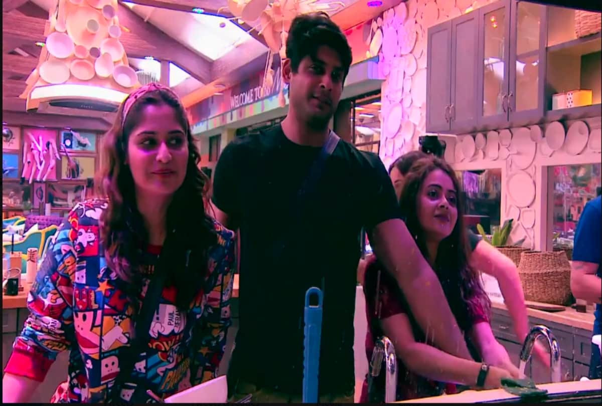 Bigg Boss 13 audience will ask question to contestant in Weekend ka War with salman khan