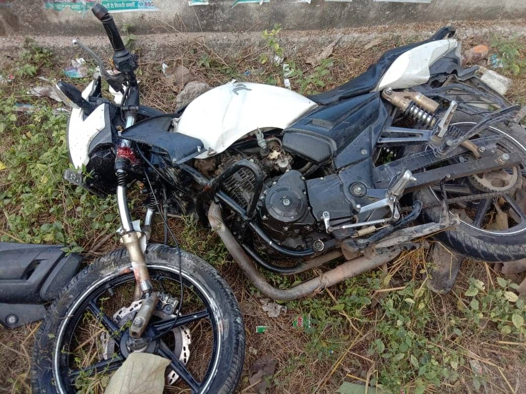 three youth died and three injured during bike racing in ram nagar