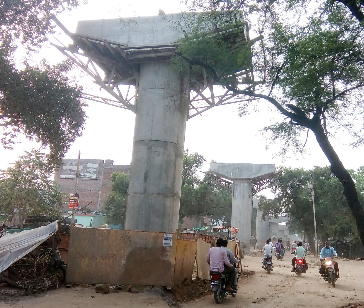 lack of buget devgad overbridge is not complete