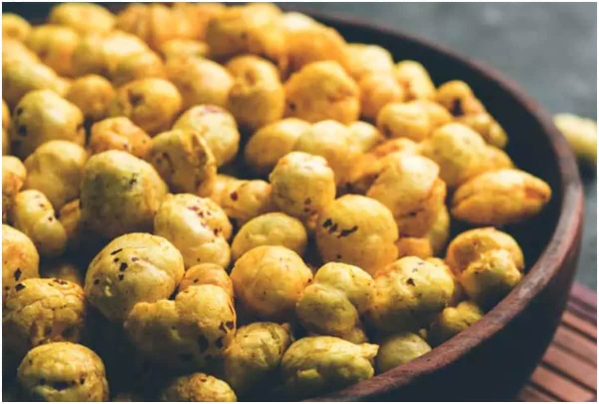 sawan vrat make makhana bhel with this easy recipe