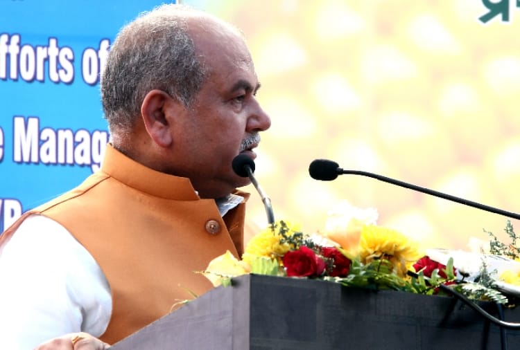Union Minister Narendra Singh Tomar arrives in Ludhiana