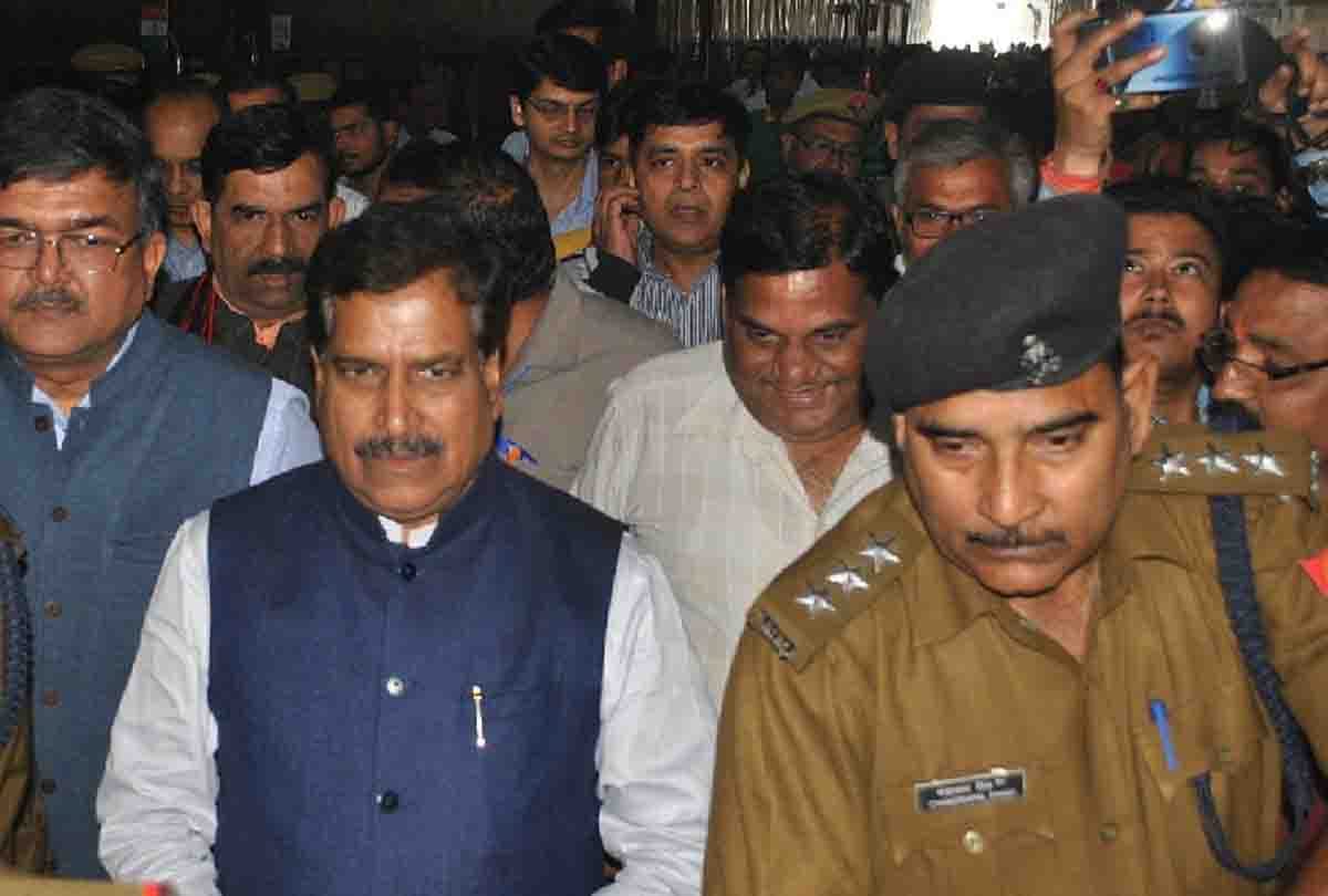 Bullet train will run on Howrah-Delhi route till 2023