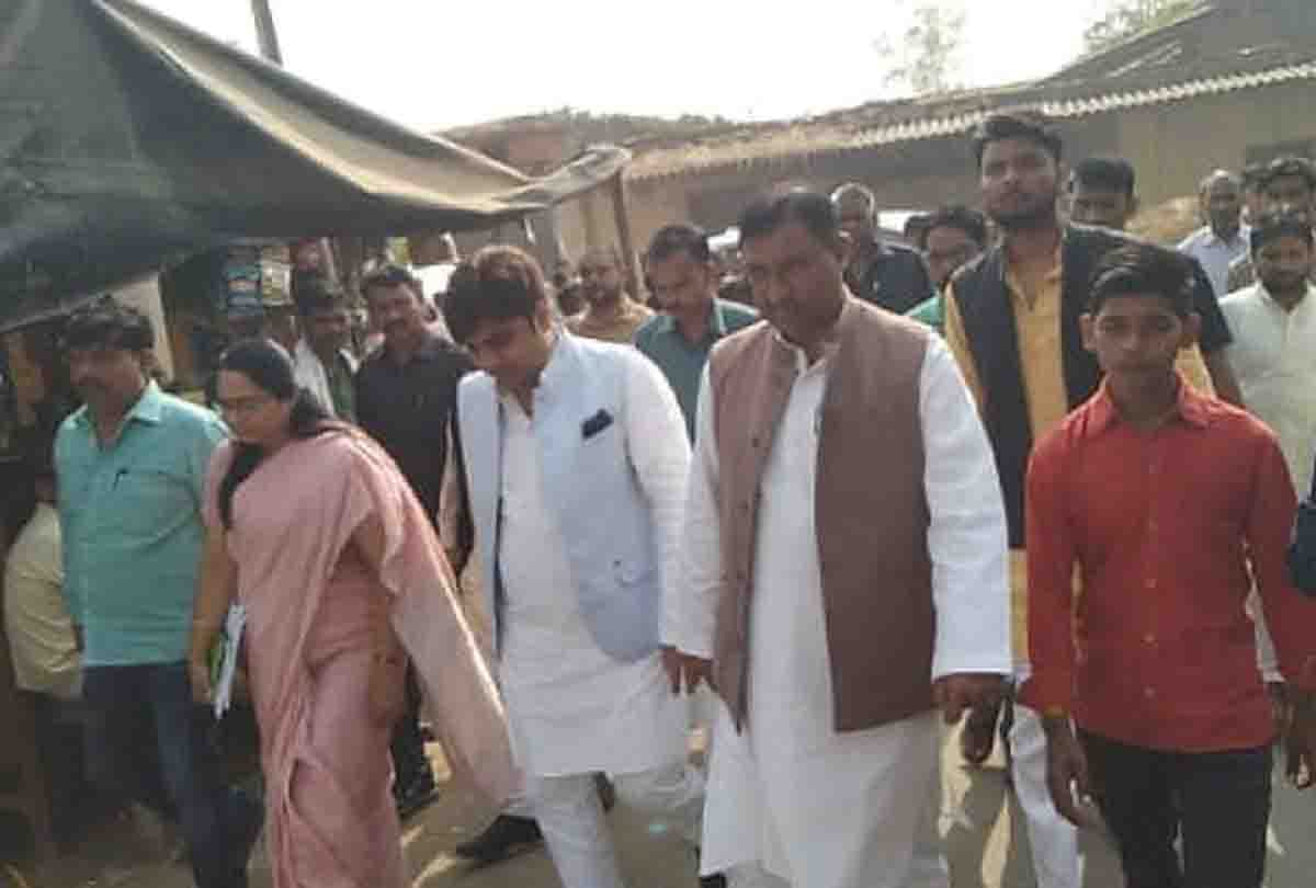 girl student murder case in farrukhabad, samajwadi party five-member team investigate