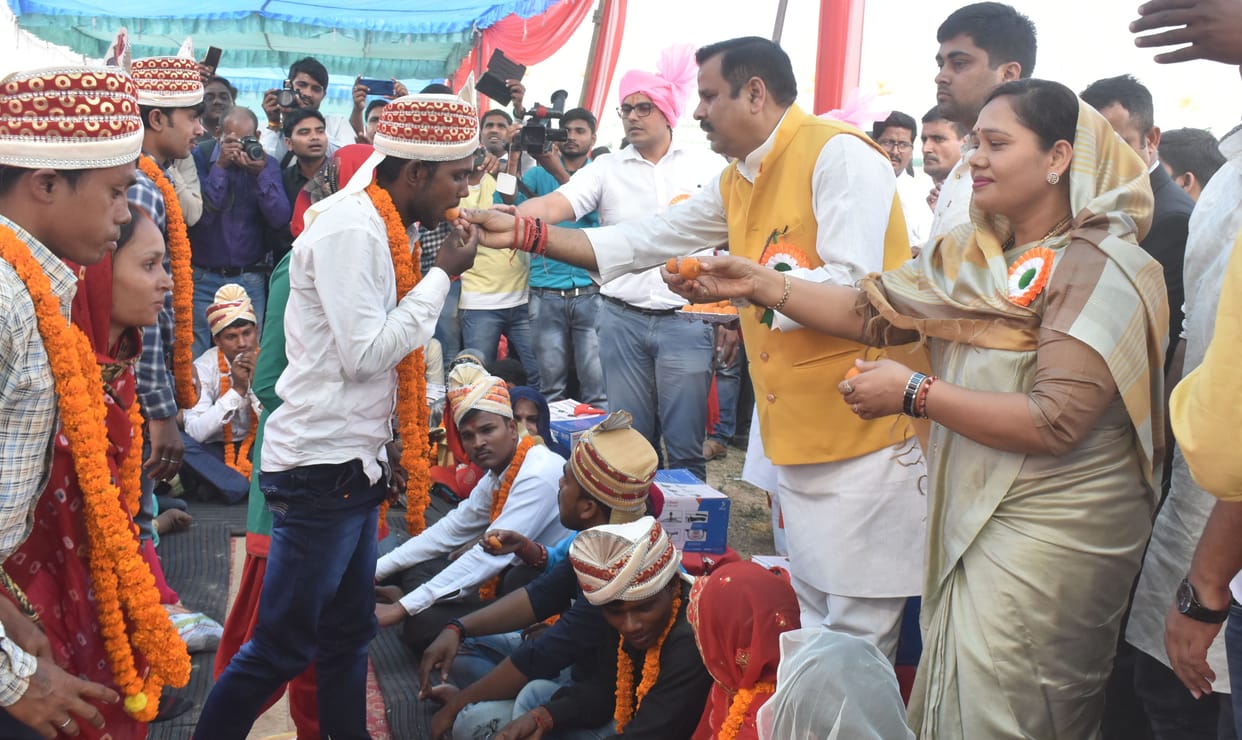 Prayagraj: 611 couples got together in collective marriage