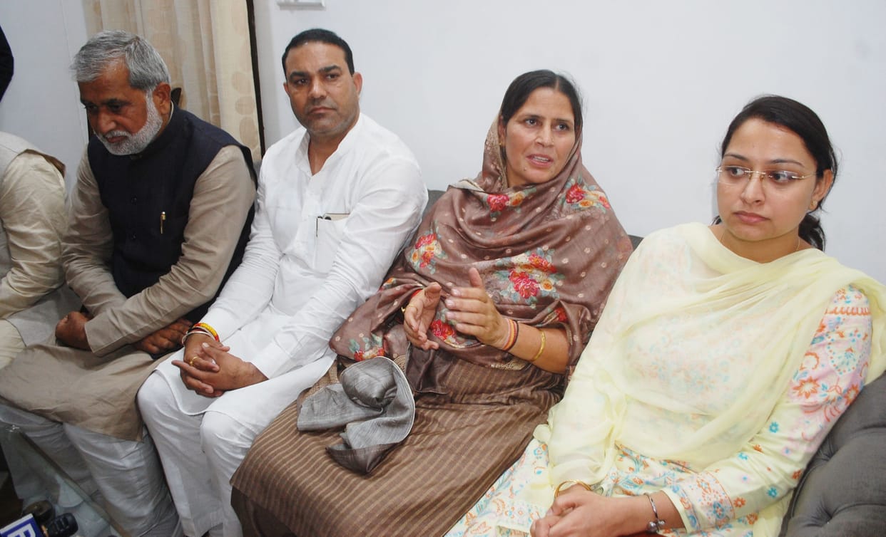 state minister