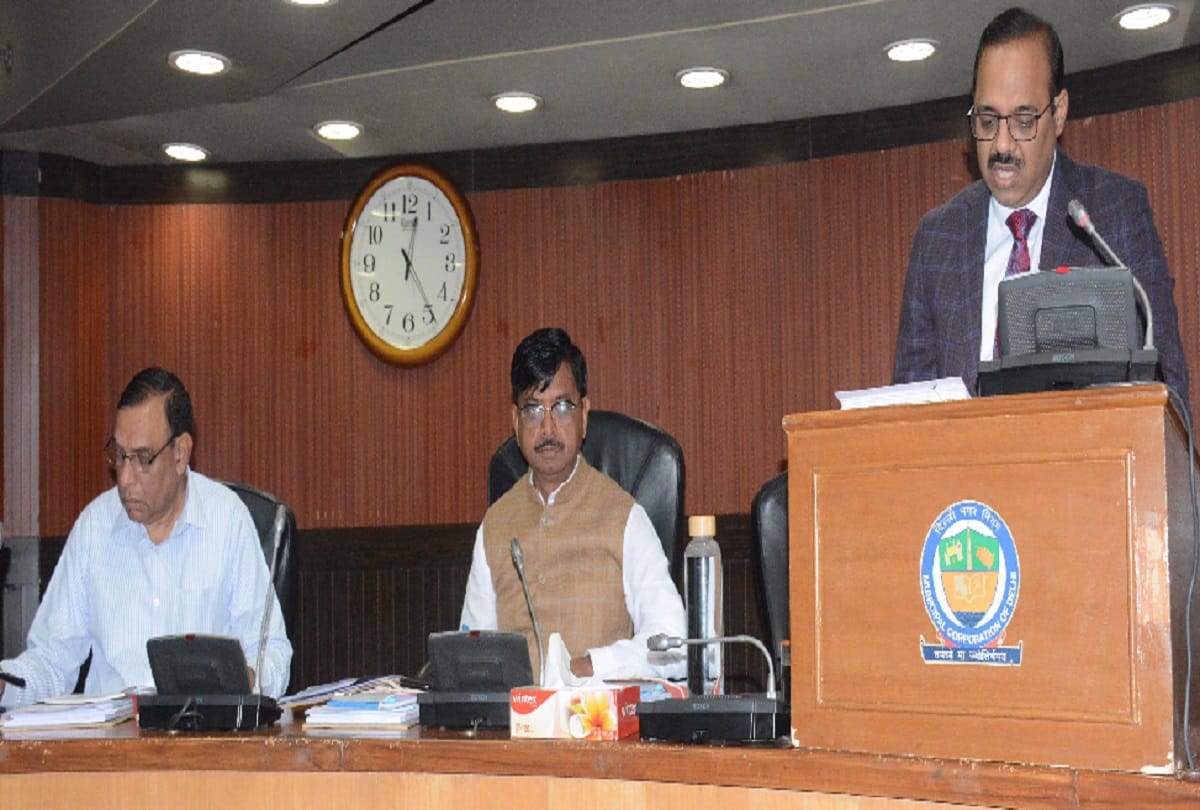 Professional tax on more than 20 thousand earning budget proposal in SDMC