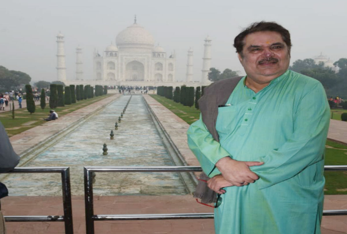 actor raza murad visit the Taj Mahal