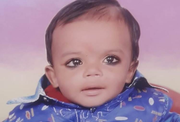 innocent child died and his uncle injured in an accident in lucknow
