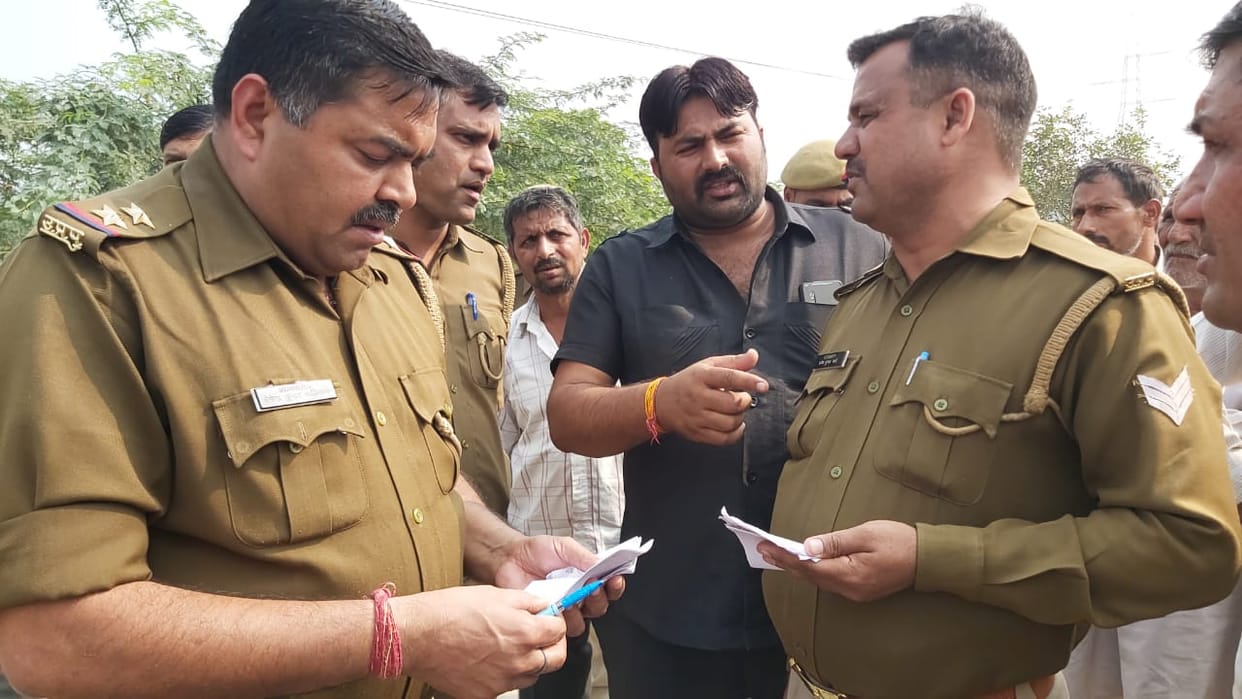 Villagers clash with police to collect dead body of student from pyre
