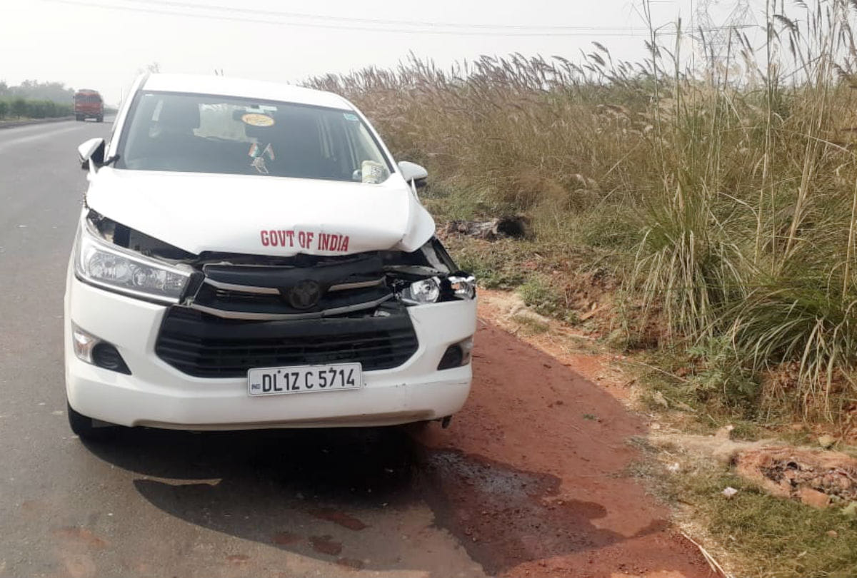 central minister sanjeev balyan convoy accident in agra