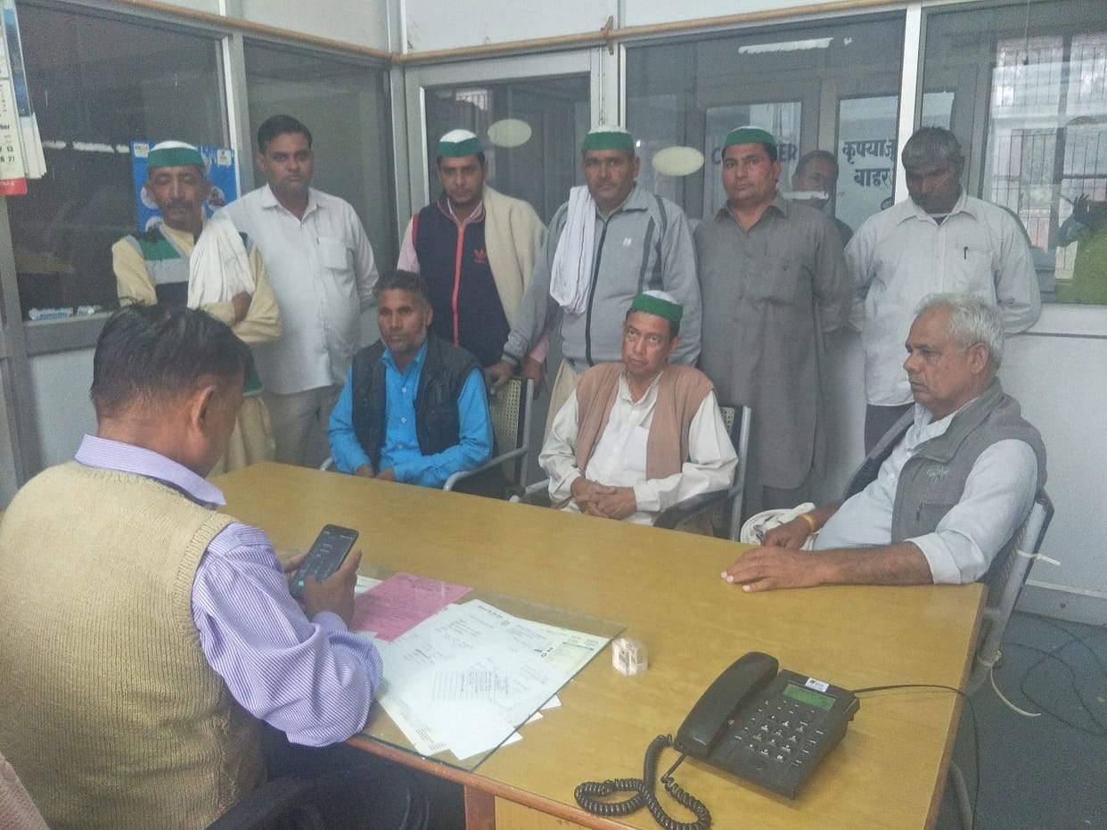 SDO forcibly kept in a room for two hours