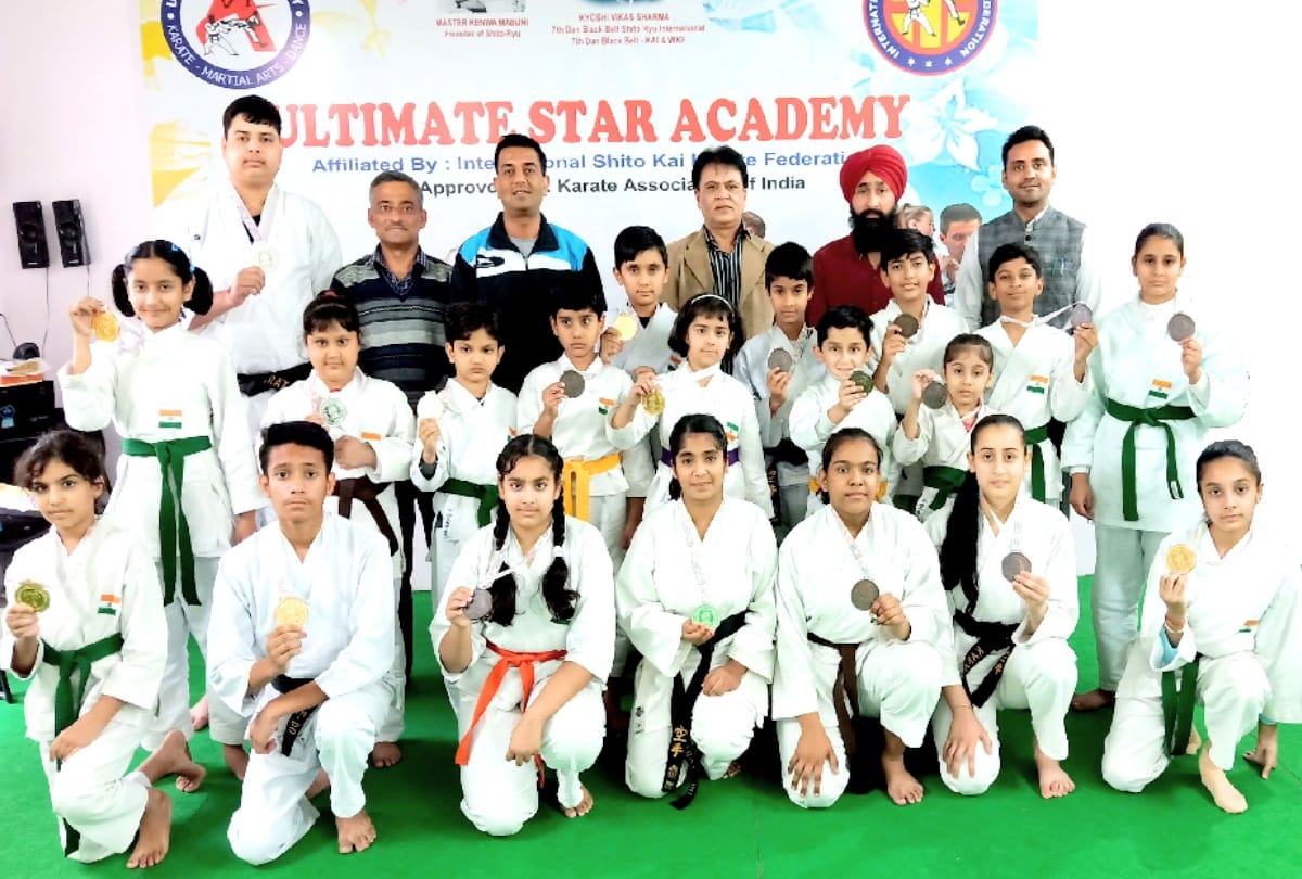 Una players won 20 medals in national karate competition