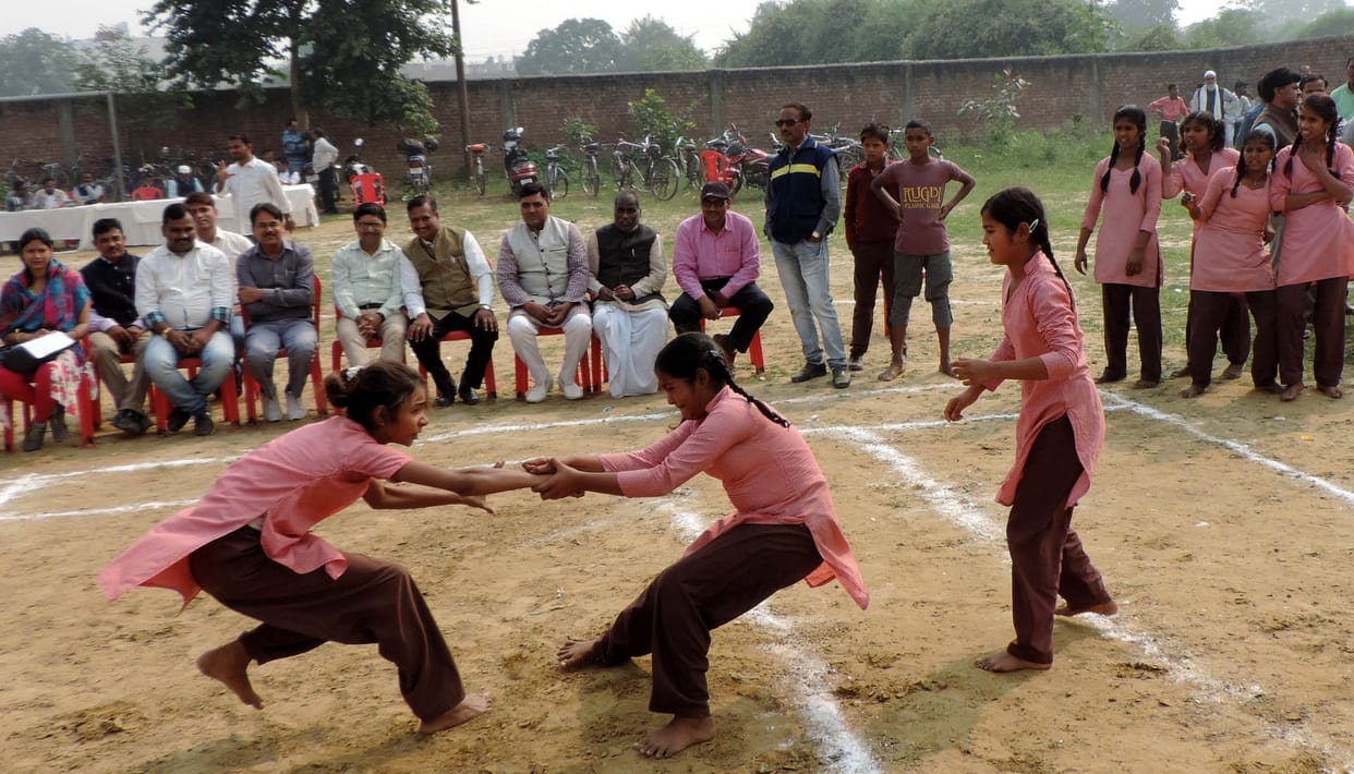 lokageet mein tahaseepur aur lokanrty mein dharamaeepurva avval