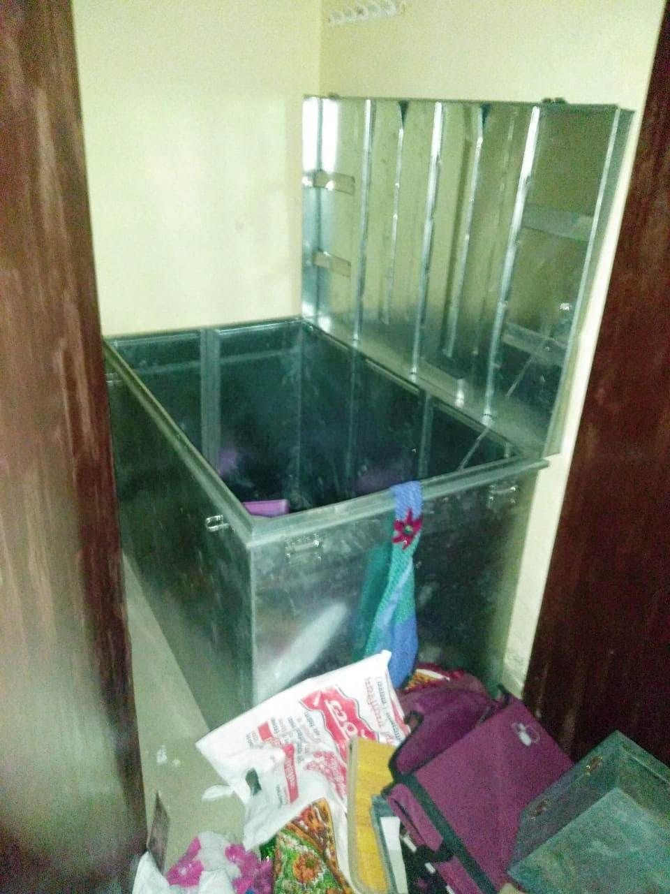 Hathras: Breaking locks of locked house in Pragathipuram of Sadabad, stealing cash and jewelery