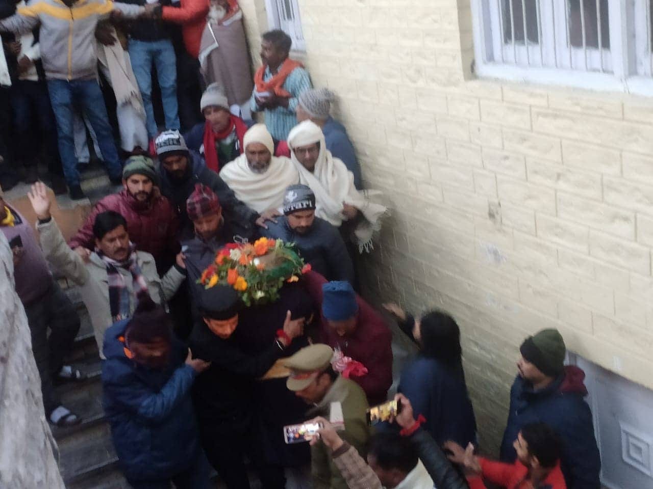 Chardham Yatra 2019: badrinath dham door will closed photos