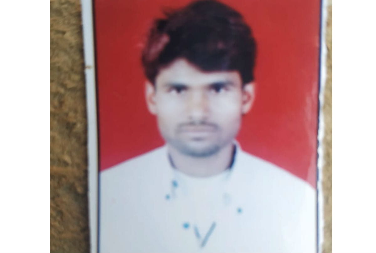 Youngman Found in Serious Condition at Road Dies Before Treatment