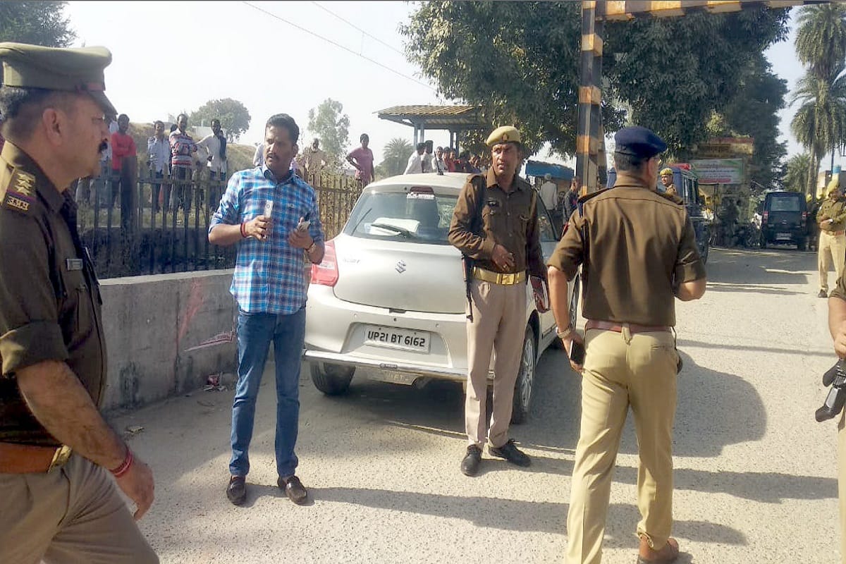 Loot in Punjab National Bank after school manager was murdered at Meerut city