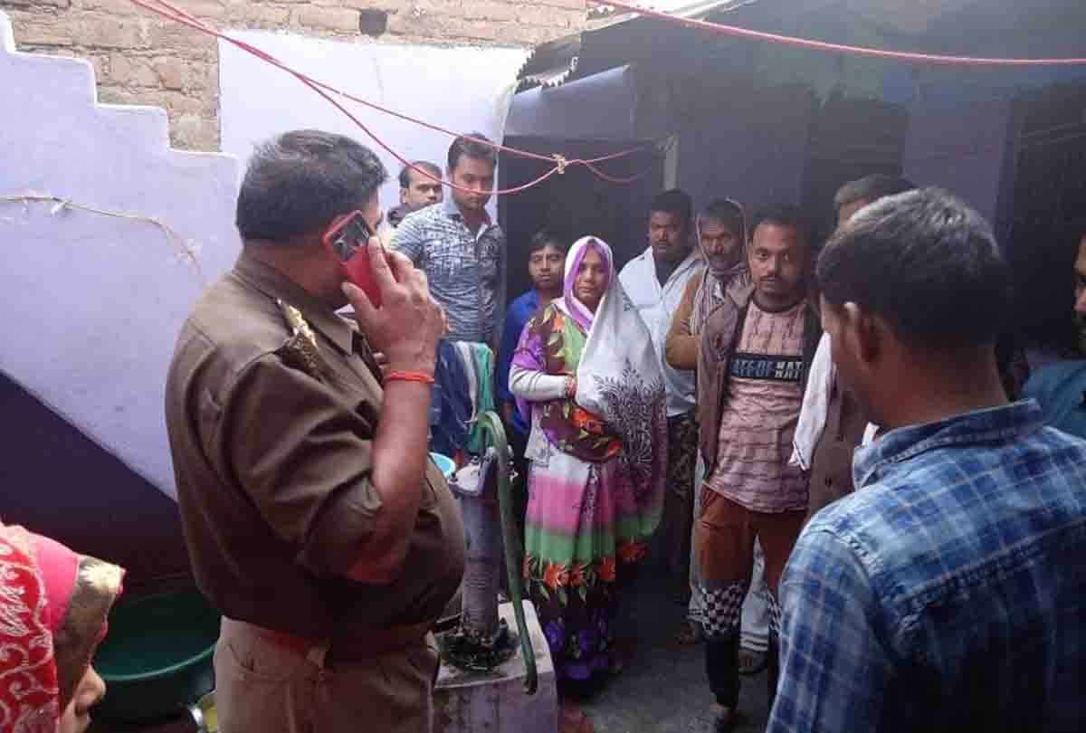 husband brutally murdered his wife with stone
