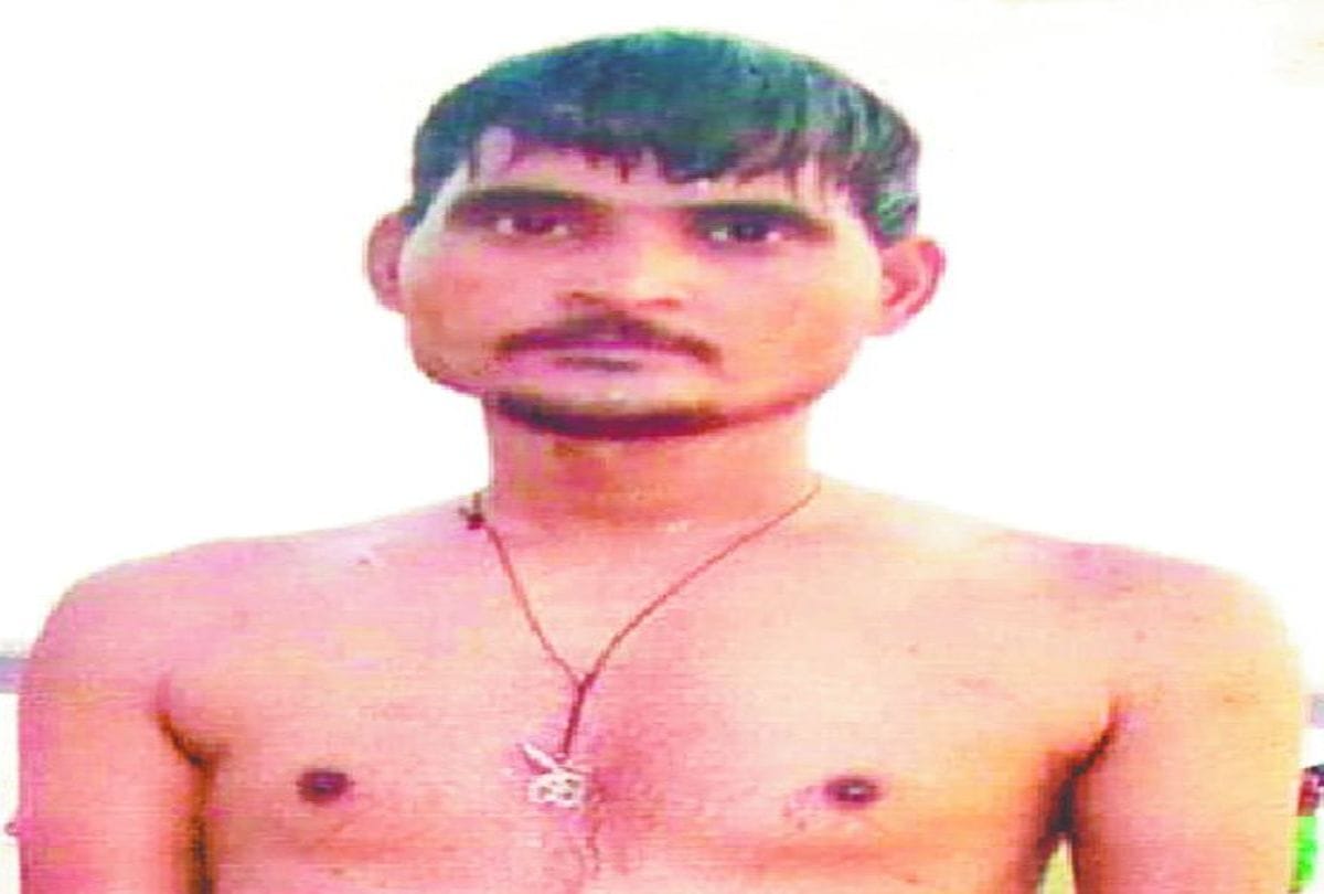 woman arrested with her boyfriend for murder of husband in agra