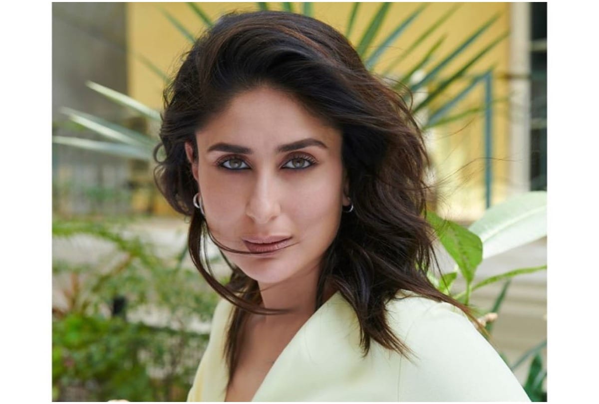 Actress Kareena Kapoor viral hot bold photos share on instagram