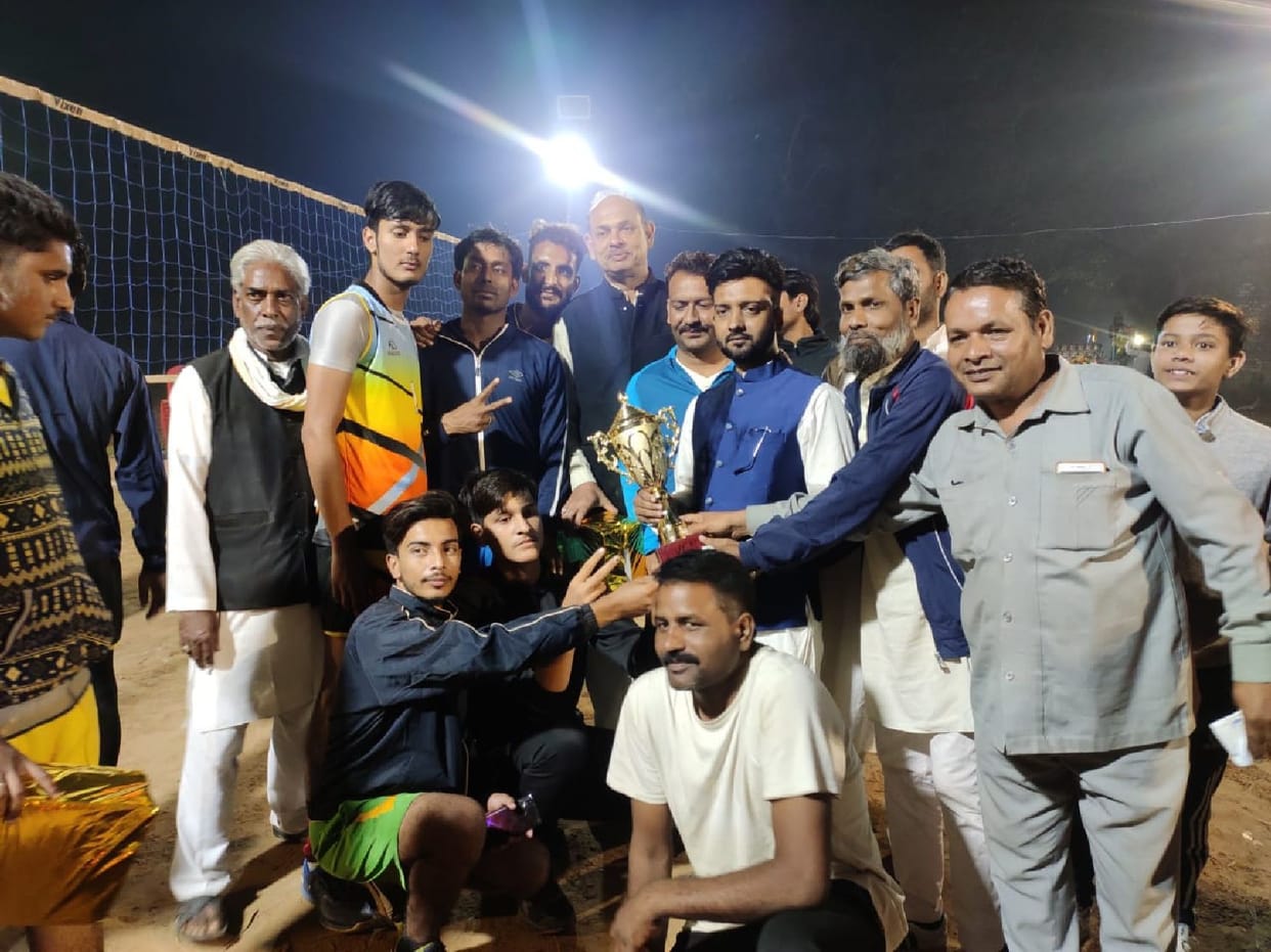 Tikora Barabanki champion in volleyball competition