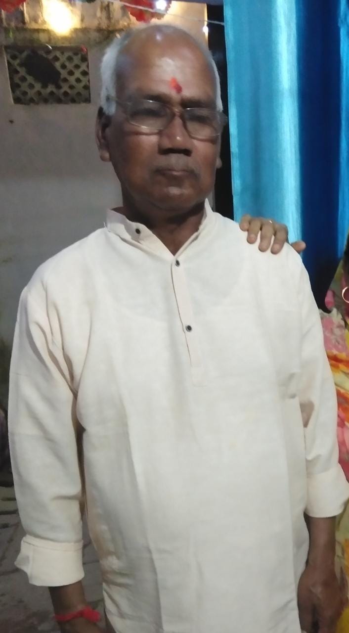 petrol pump manager shot dead