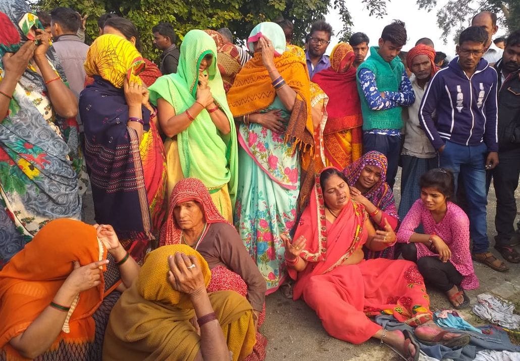 Dumper crushed three, including cousins, to death