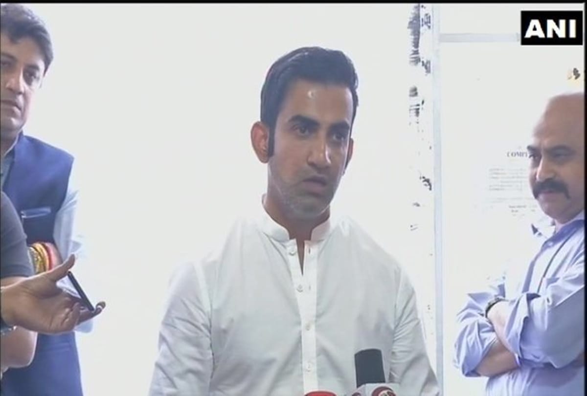 Gautam Gambhir says shikhar Dhawan is under pressure 