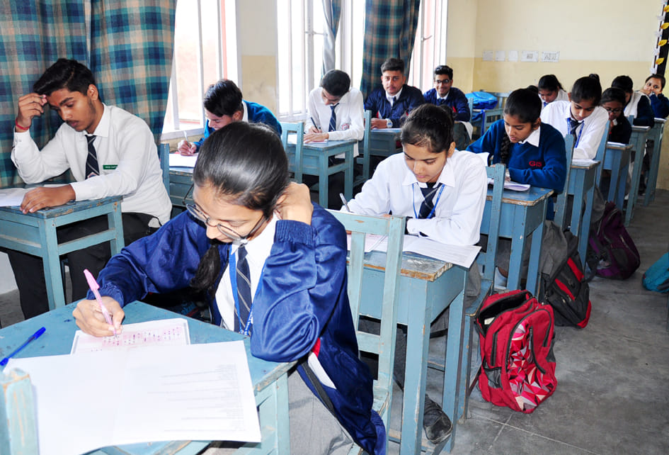 The knowledge of students in the super students examination is tested