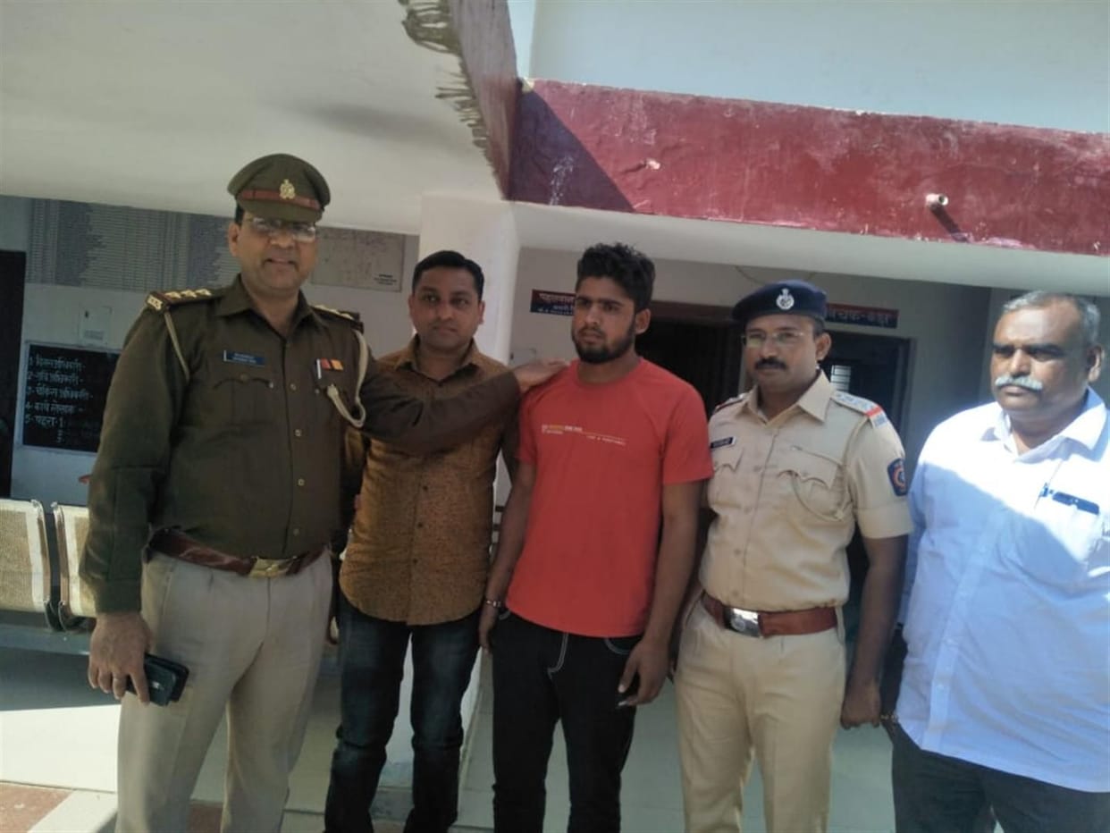 Hathras: Akash Jadoun of Hadouli arrested for stealing 20 kg of gold