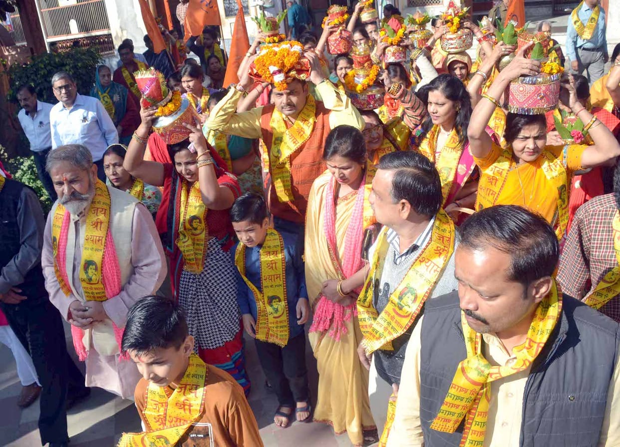 Flower showers on Mars Kalash Yatra