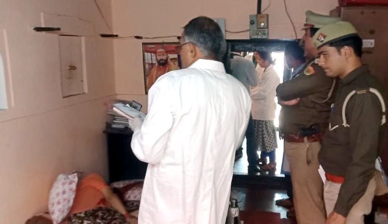 case of the death of Ashish Giri: How did one get two kiosks from the room if the bullet went off