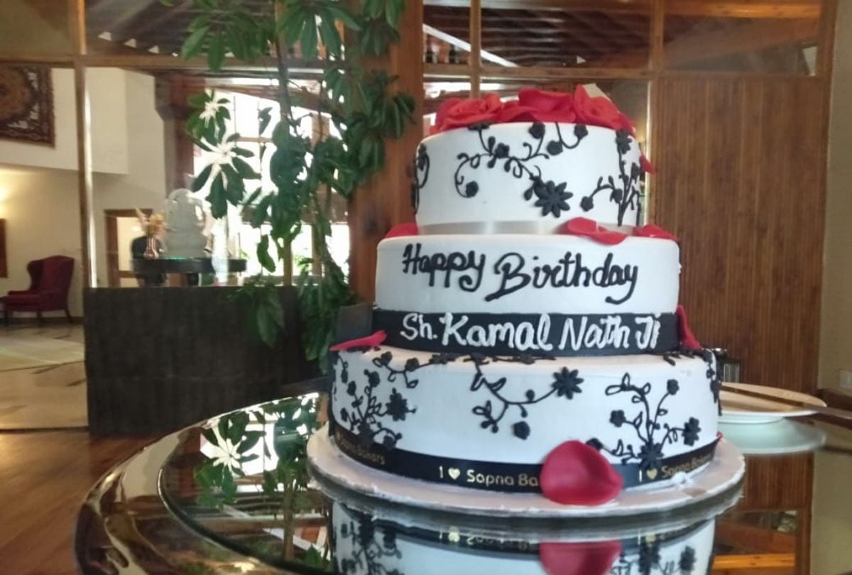cm kamal nath celebrated 73rd birthday in Manali himachal pradesh