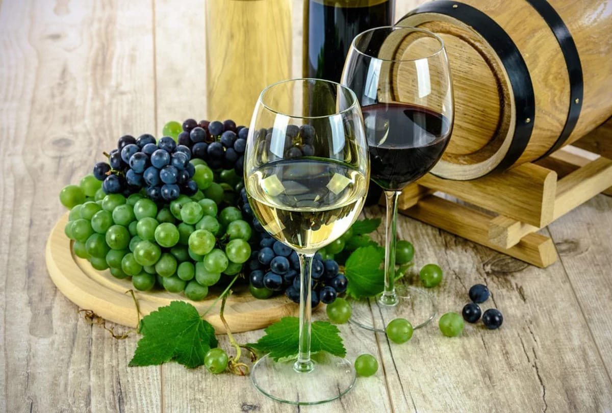 drinking red wine can lower blood sugar, says latest study