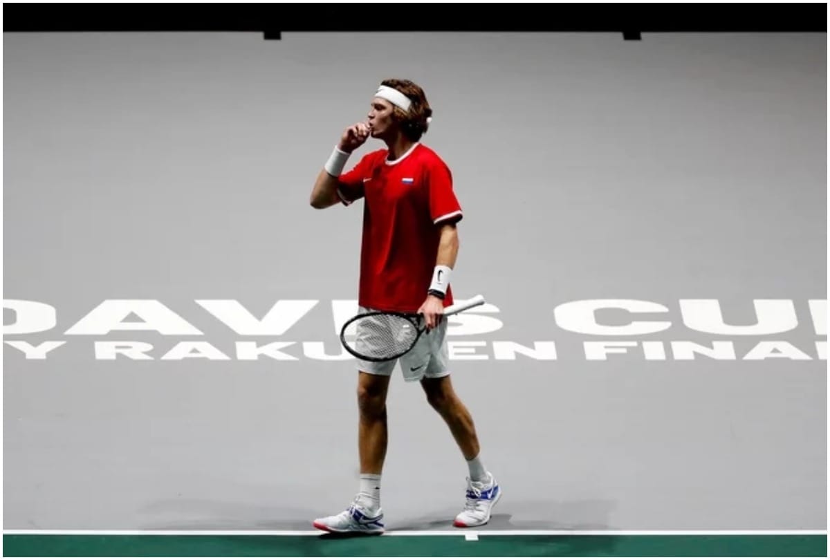 Russia defeat holders Croatia at new look Davis Cup
