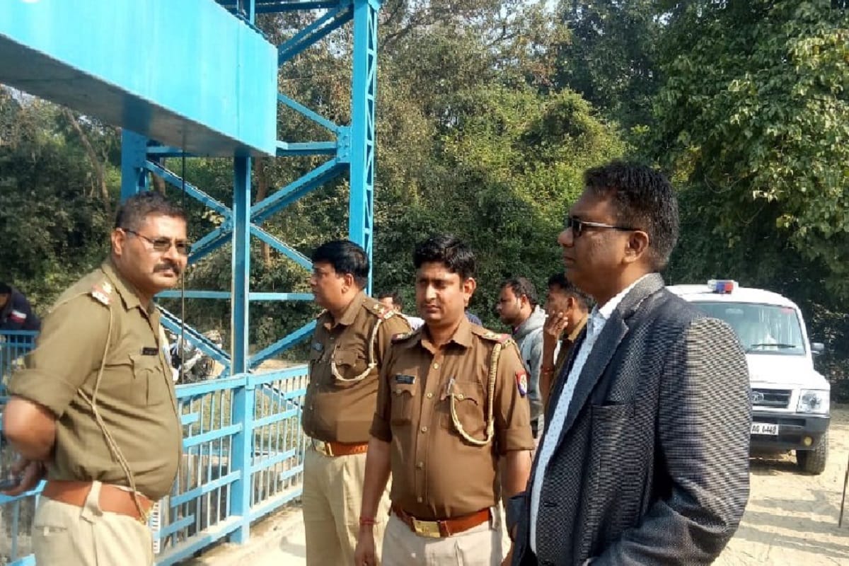 Four friends died before reached in friend marriage in Bijnor city