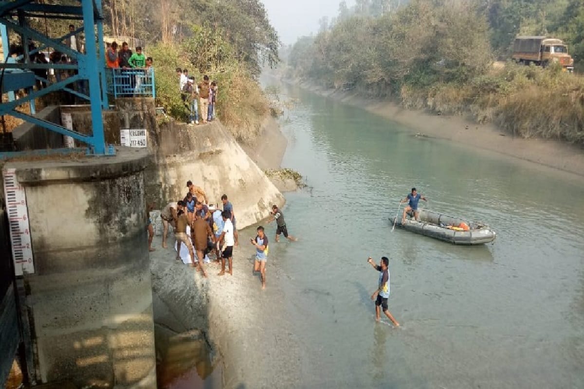 Four friends died before reached in friend marriage in Bijnor city