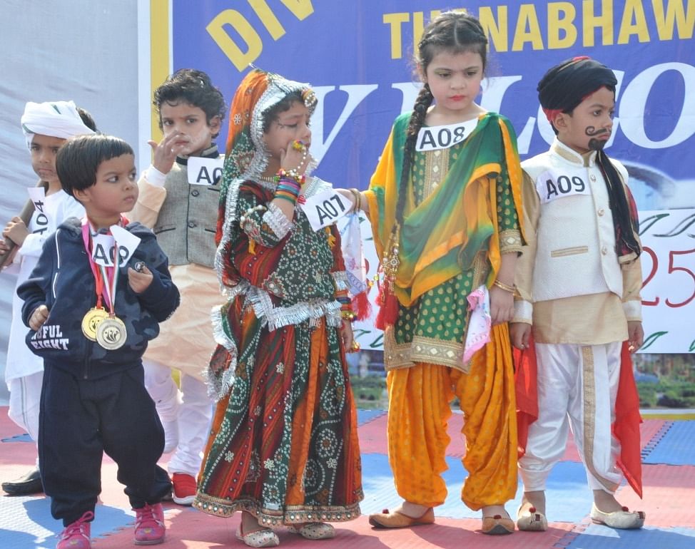 Children's Day special: Every parent must watch this fancy dress  competition video for their child's bright future - IBTimes India