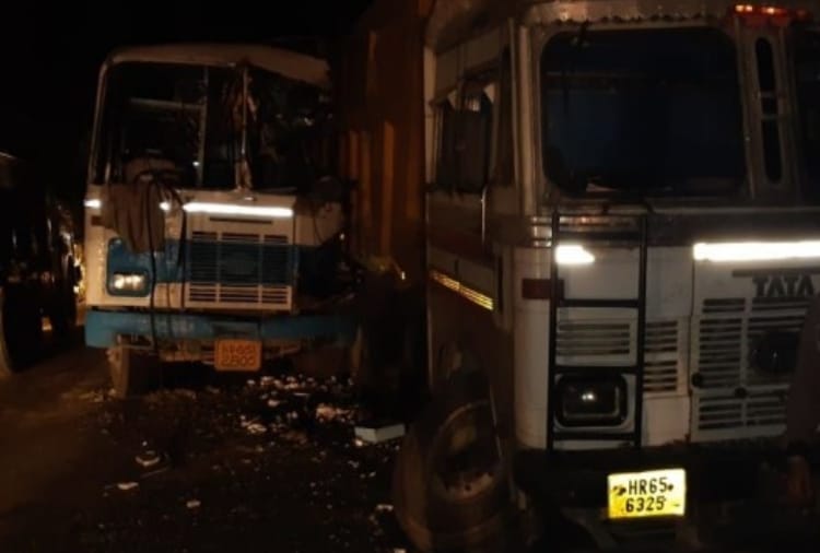12 people injured including driver in bus accident at Kurukshetra