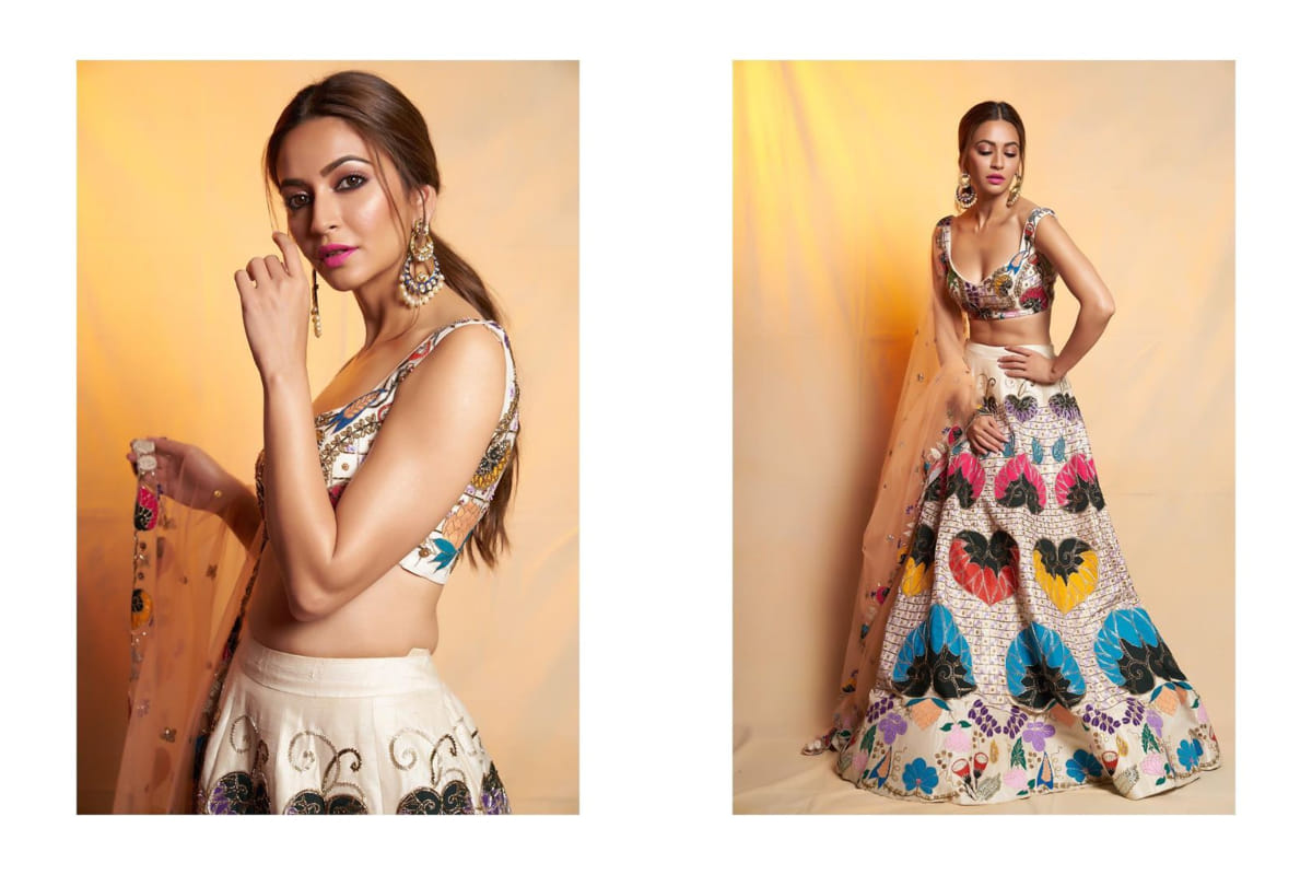kriti kharbanda best fashion looks and style