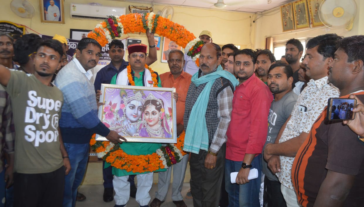 Hathras: Barhatghar will be constructed in nine slums
