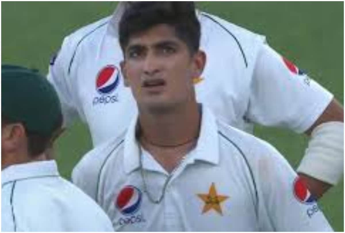16 years old Naseem Shah bursts into tears after receiving Pakistan Test debut cap  