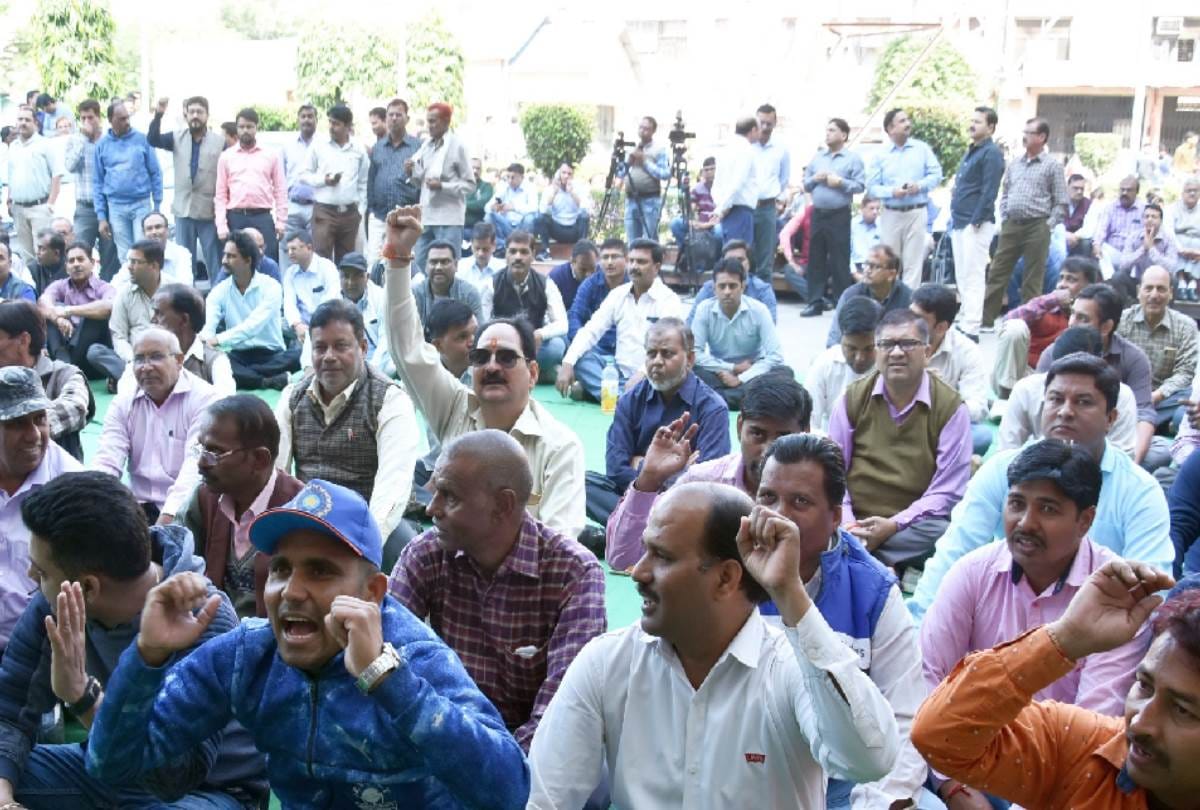 PF scam: no work had been done in uppcl, revenue recovery stalled