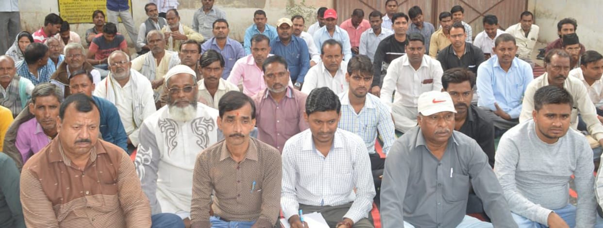 Strike by electricity workers on second day also