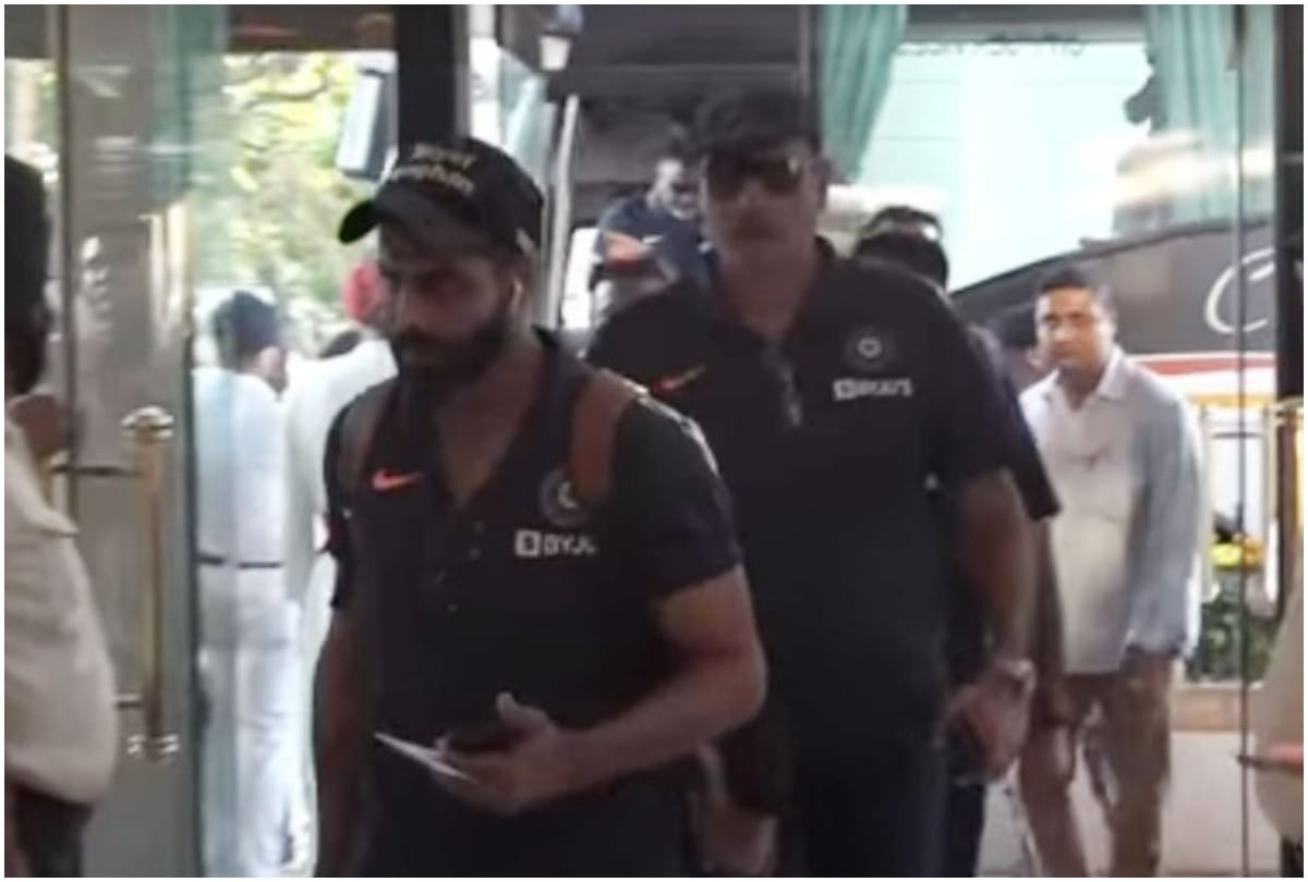 Team India arrives in Kolkata For Test Against Bangladesh