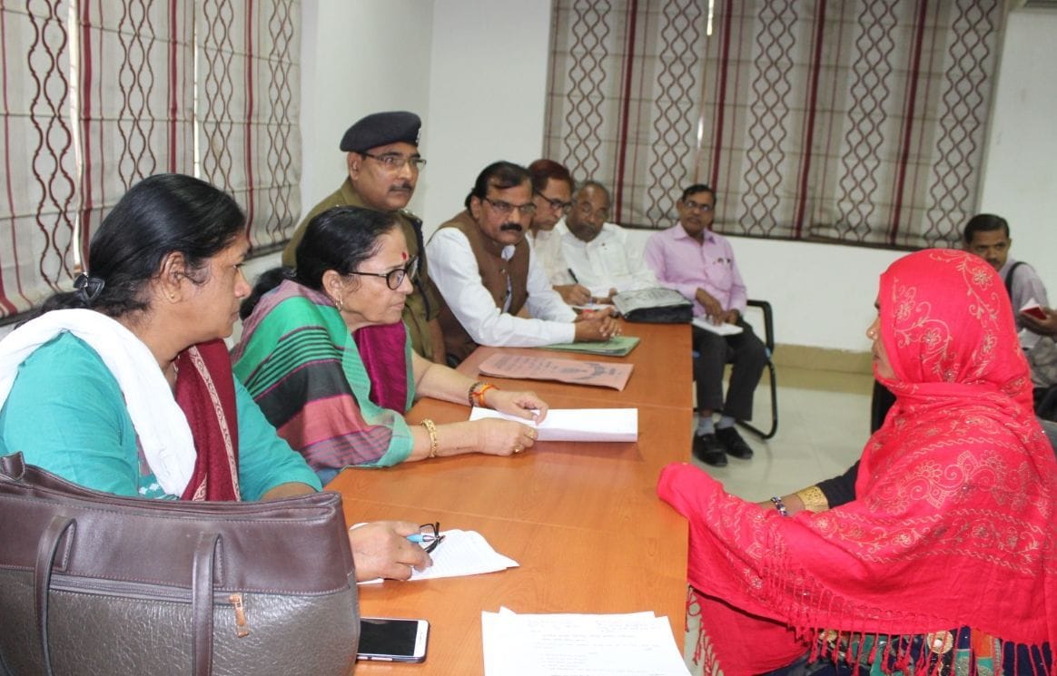 Listen to the complaints of women and talk to police officers