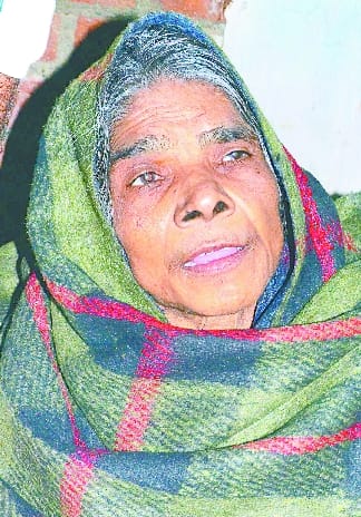 Brother left 70 year old sister in bareilly