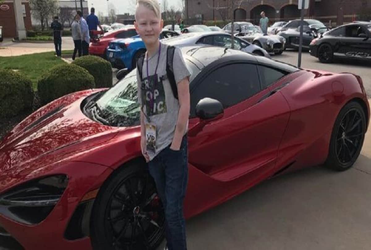 Thousands of sports cars lead funeral procession for american boy who died from cancer