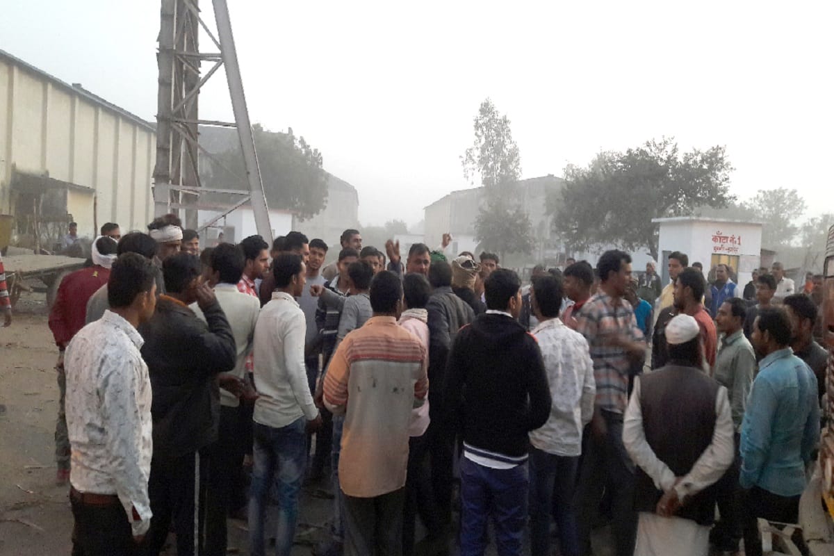 Truck Driver died and two injured in sugar mill at Bijnor district