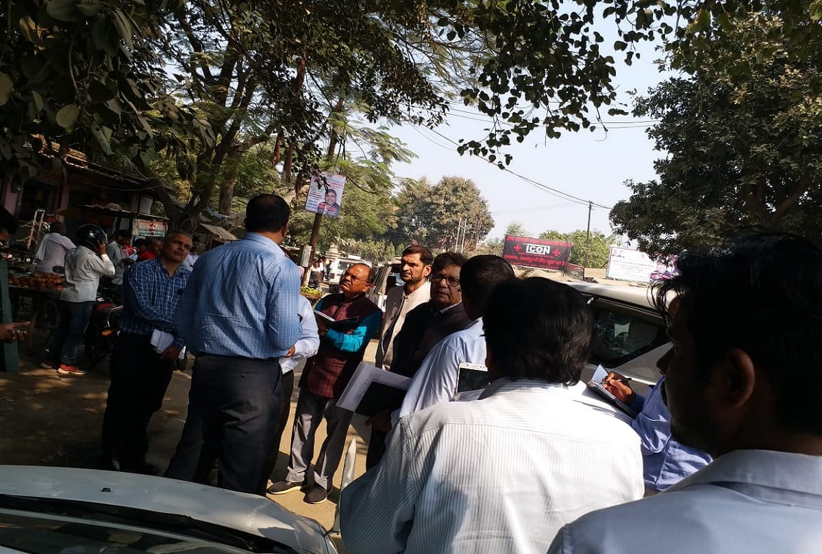 Principal Secretary PWD Nitin Ramesh Gokarn on Chaukaghat flyover and Kashi Vishwanath dham